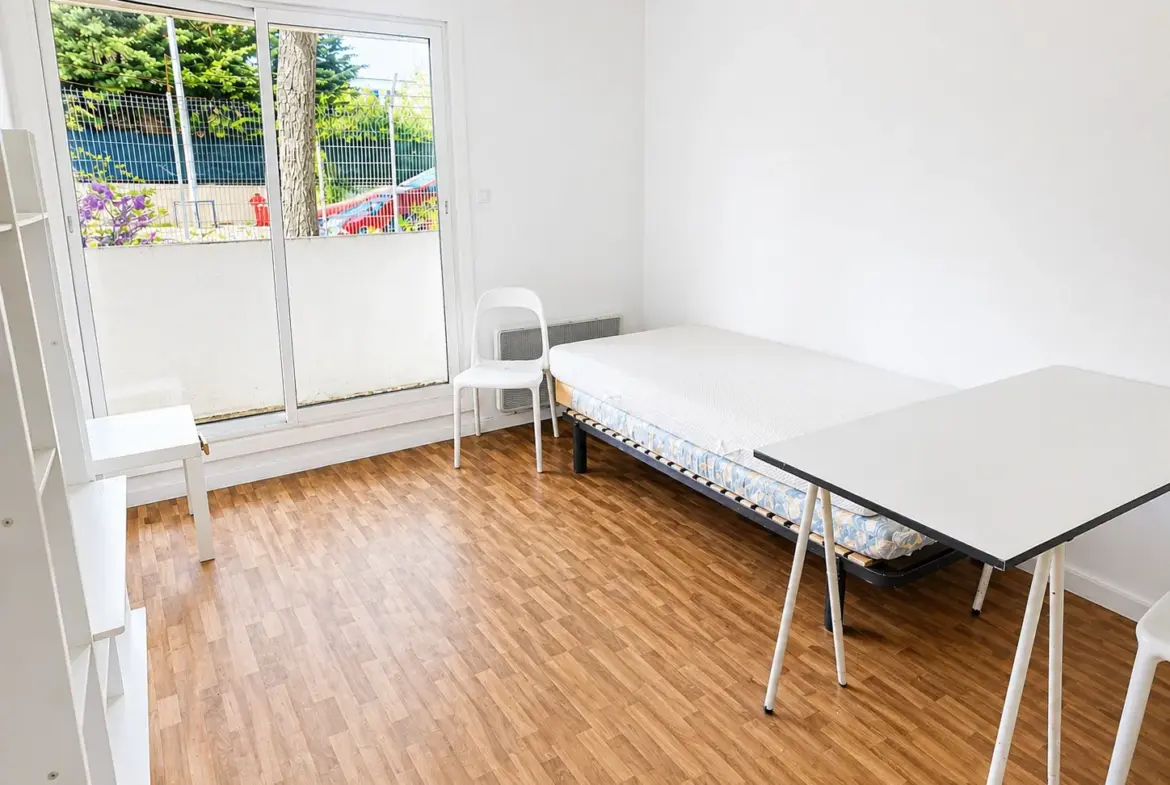 Appartement T2 de 30,7 m² avec balcon et garage sécurisé à Montpellier 