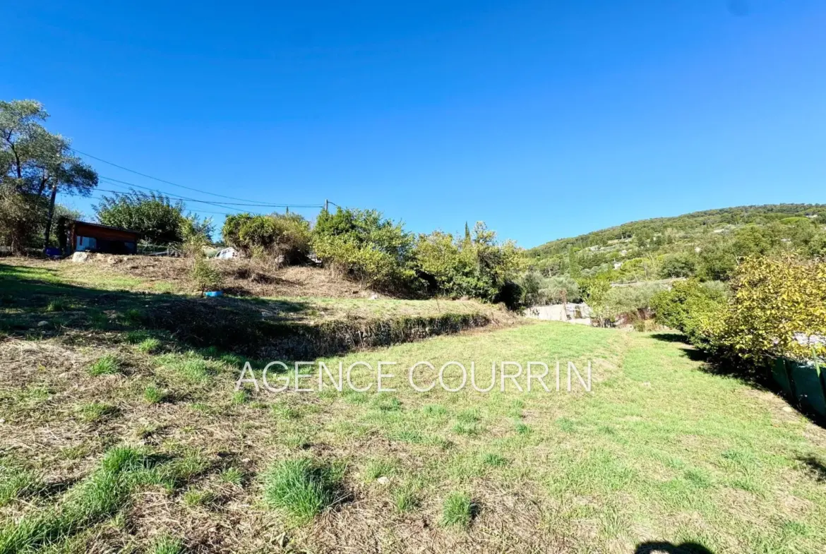 Terrain constructible à Sainte-Anne, Grasse - Opportunité à saisir 