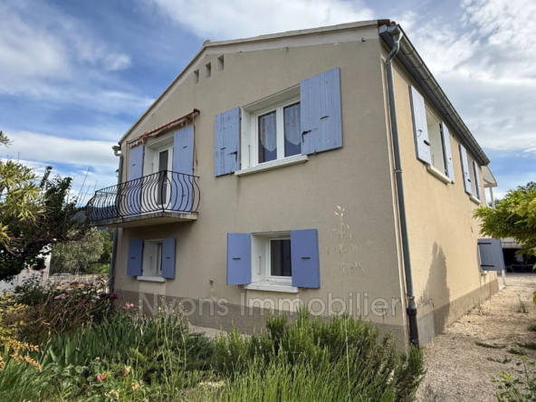 Villa à vendre à Nyons, 107 m² avec terrains et dépendances en Drôme Provençale