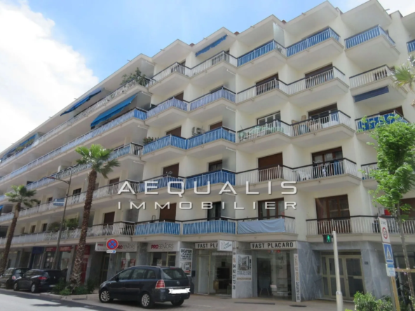 Agréable appartement 3 pièces avec terrasse et garage à Saint-Laurent-Du-Var