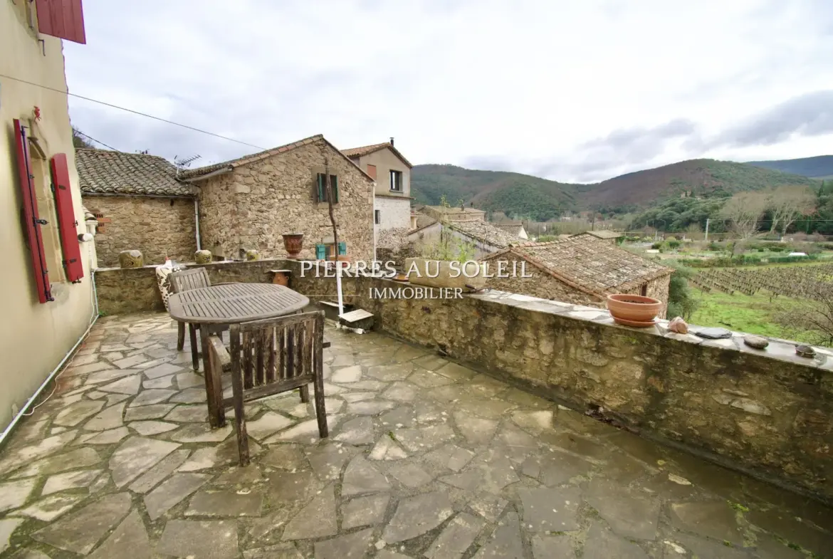 Charmante maison de village 3 pièces avec terrasse à Le Bousquet-d'Orb 