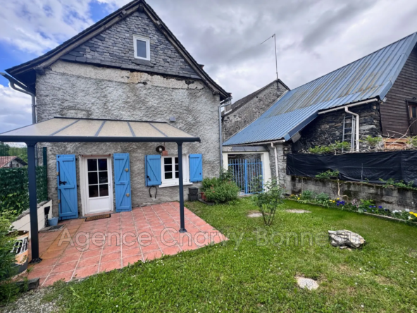 Maison de village rénovée de 70 m² avec jardin à Orgibet