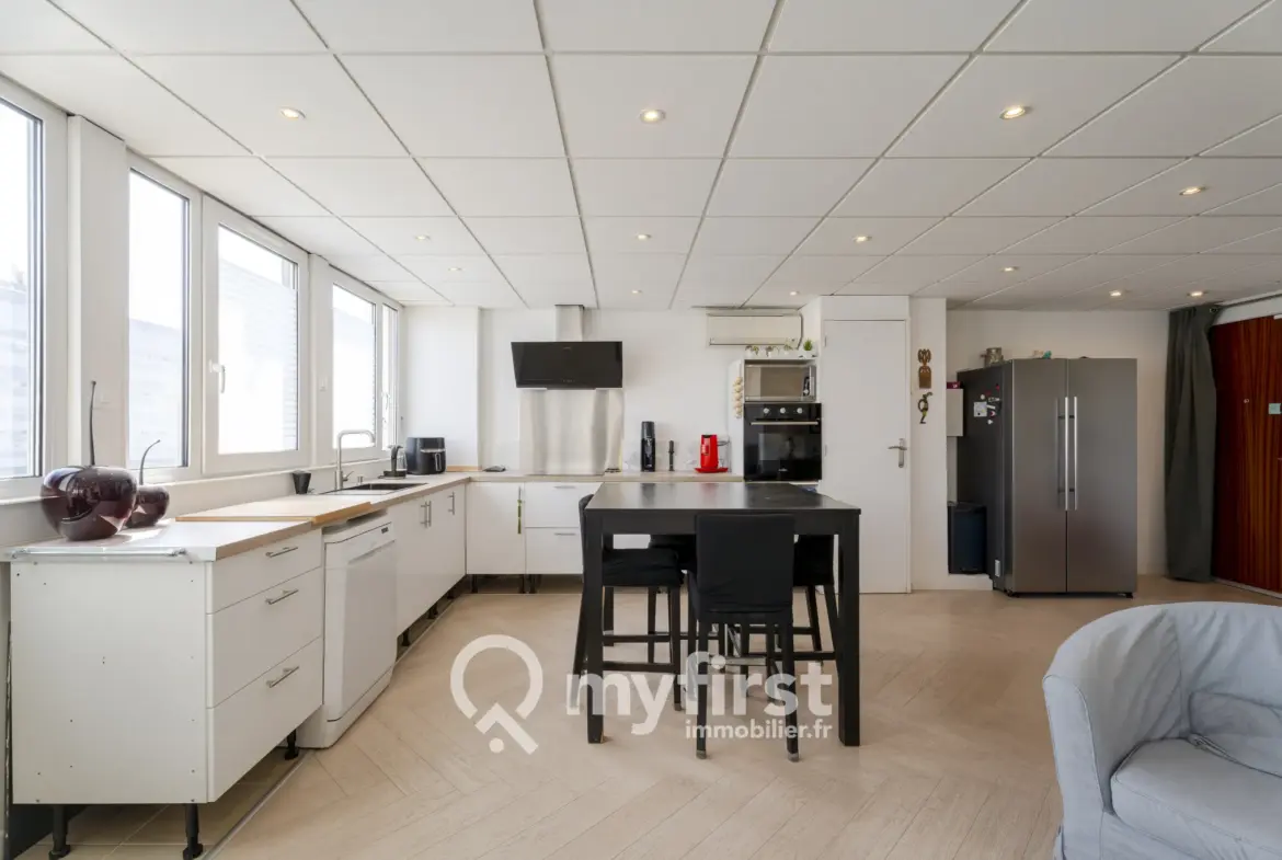 Appartement T4 récent de 80 m² à Toulon Arsenal avec cave et parking 