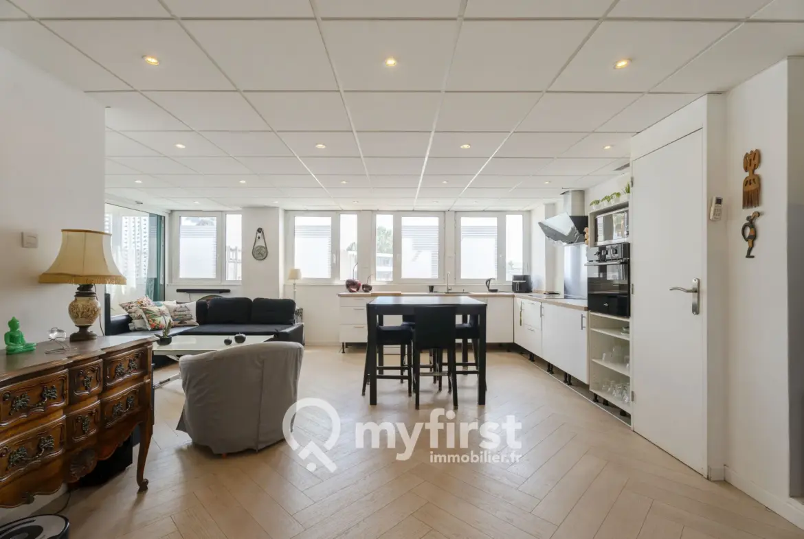 Appartement T4 récent de 80 m² à Toulon Arsenal avec cave et parking 