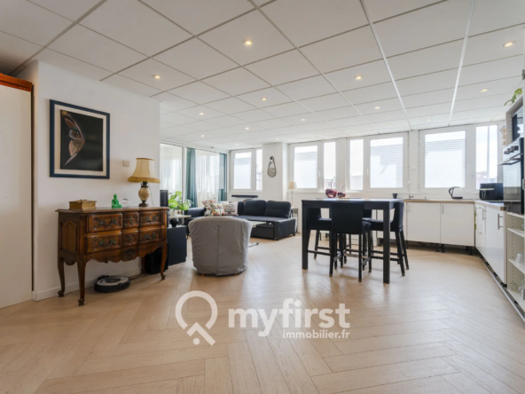 Appartement T4 récent de 80 m² à Toulon Arsenal avec cave et parking