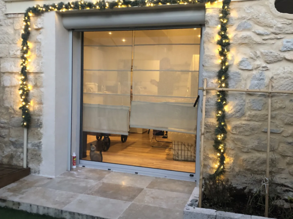 Maison de village rénovée avec cour et parking à Vendargues