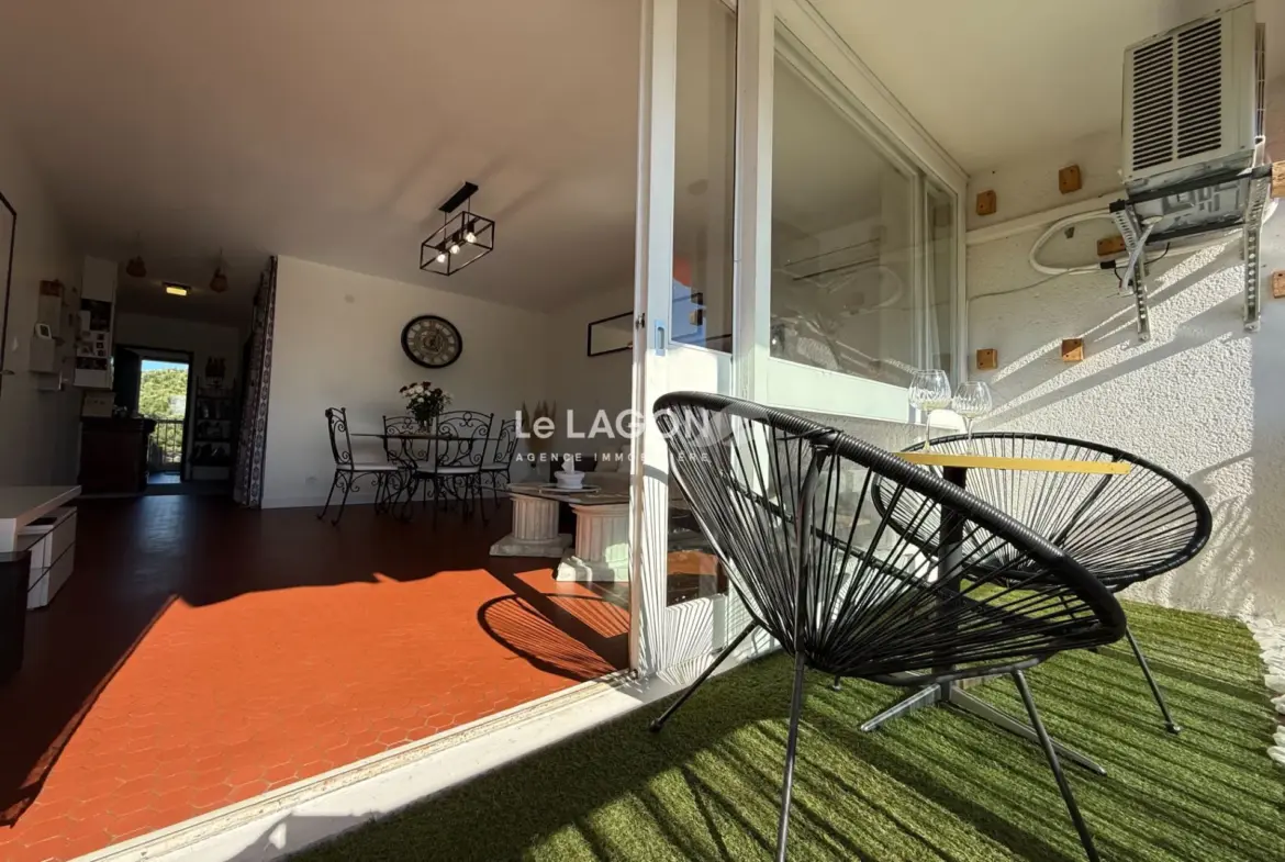 Charmant appartement T3 rénové à Saint-Cyprien avec loggia et parking 