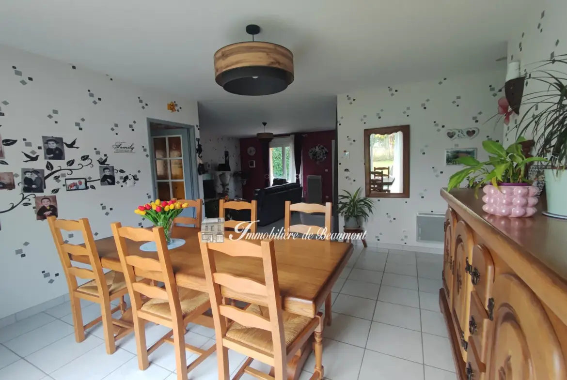 Maison de plain-pied à vendre proche de Beaumont-le-Roger - Confort et tranquillité à la campagne 