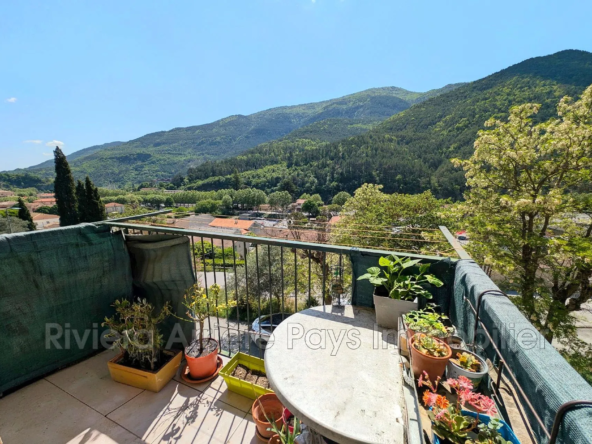 Achat d'un appartement 2 pièces avec vue montagne à Puget-Théniers