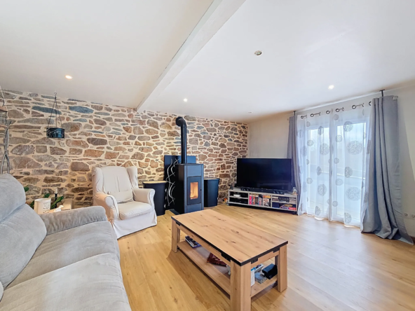 Maison de caractère avec jardin et terrasse ensoleillée à Beynat - 3 chambres