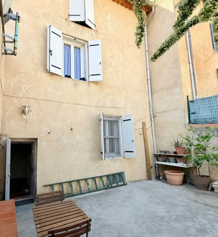 Appartement T2 avec Jardin à Gardanne - 31 m² 