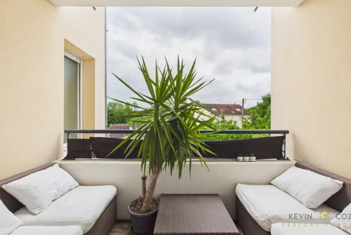 Bel appartement de 3 pièces de 56 m² avec balcon et parking à Corbeil-Essonnes 
