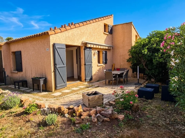 Bastidon dans le Domaine de Saint-Endréol avec jardin privé - La Motte