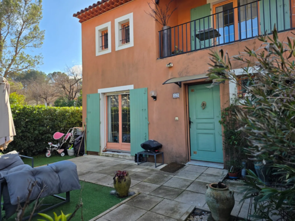 Charmante villa de 52 m² avec jardin privé à Mouans-Sartoux proche Cannes