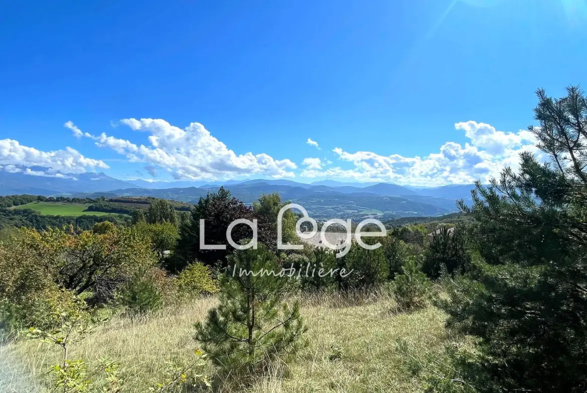Terrains constructibles à vendre à La Freissinouse avec vue panoramique 