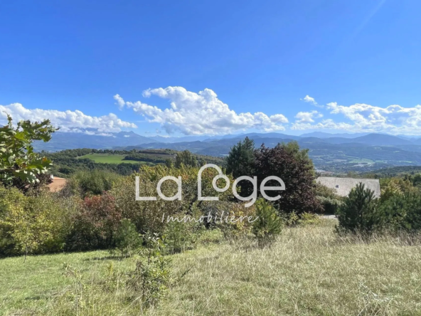 Terrains constructibles à vendre à La Freissinouse avec vue panoramique