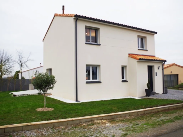 Belle maison à étage avec jardin à Langon