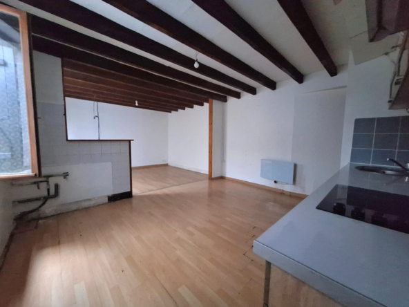 A vendre maison de village à Puylaurens 68 m², rénovée et avec remise indépendante