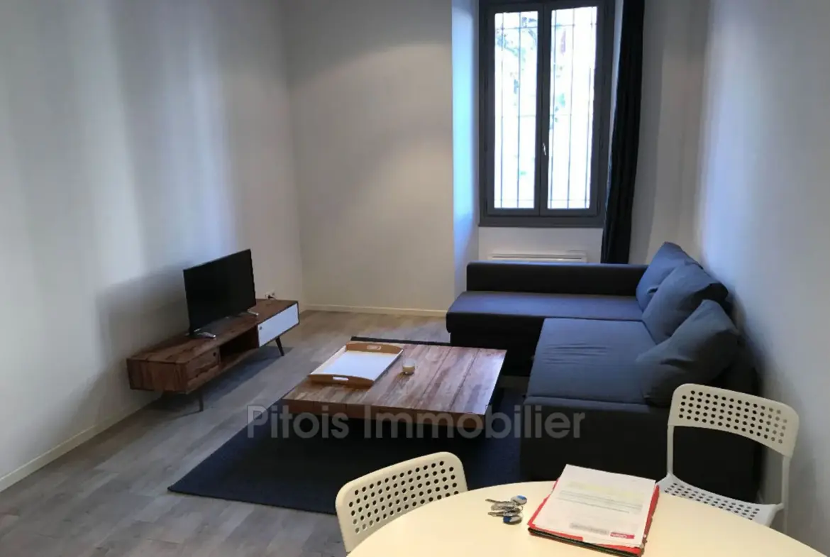 Appartement T2 en souplex à Vallauris – Près de toutes commodités, idéal pour investissement ou résidence principale 