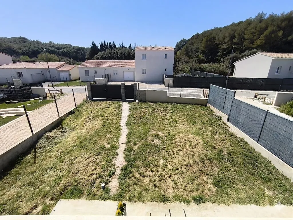 Villa récente de 80 m² à Comps avec 3 chambres, calme et modernité 