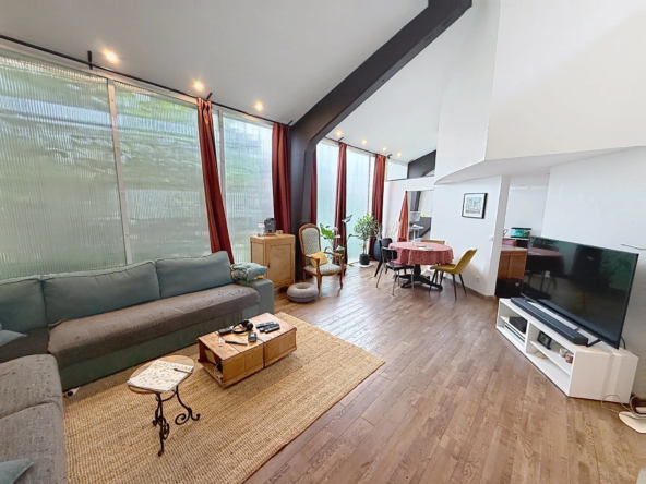 Loft exceptionnel de 143 m2 en centre-ville de Lys lez Lannoy