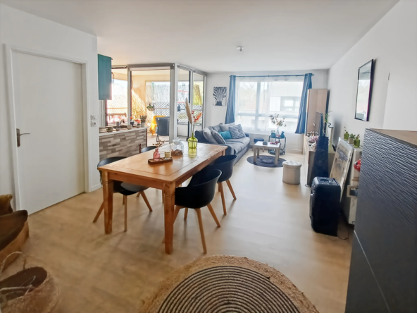 Appartement F4 récent de 75 m² à Torcy, proche du lac, terrasse, parking privé