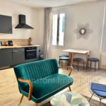 Bel appartement T2 rénové au centre historique de La Ciotat avec grande pièce de vie