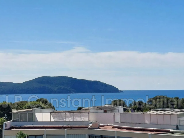 Appartement T1 bis avec terrasse et vue mer à La Ciotat - Quartier Fontsainte