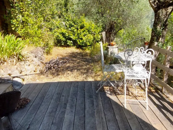 Maison de campagne à Utelle avec grand terrain et tranquillité assurée
