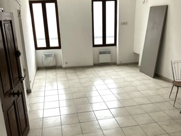 Investissez dans un appartement lumineux au centre de Barjols