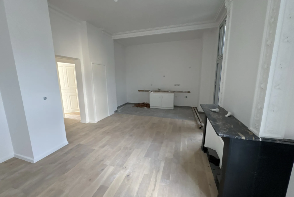 Appartement T3 rénové de 73 m² à Valergues avec parking et balcon 
