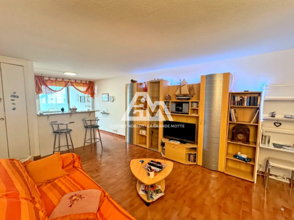 Appartement T1 avec loggia à La Grande-Motte - Vue verdure et proximité plage
