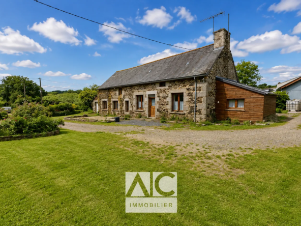 Longère en pierre à Saint-Nicolas-du-Pélem – 90 m² avec terrain de 2000 m²