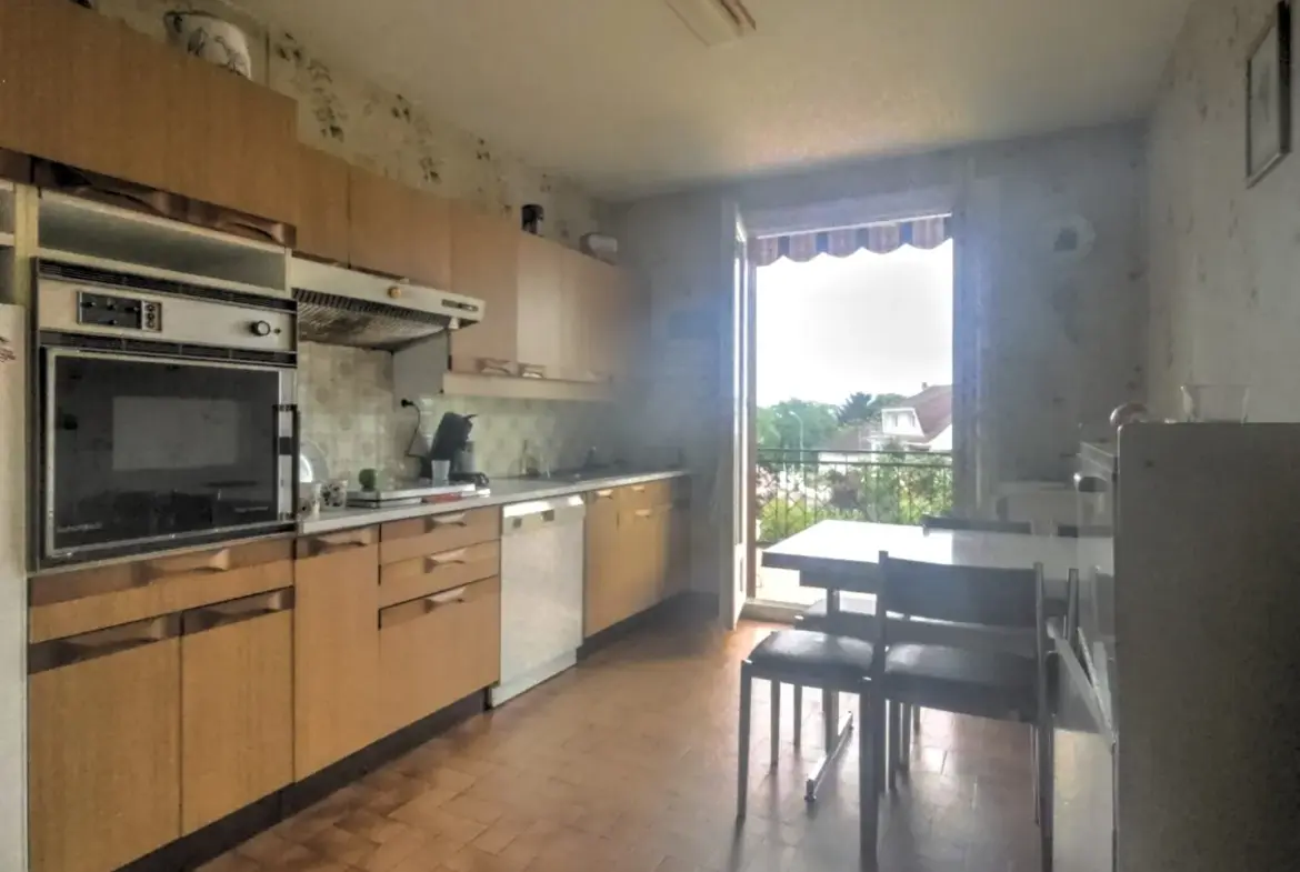 Grande maison familiale de 178 m2 à Limoges, secteur Mas Bouyol 