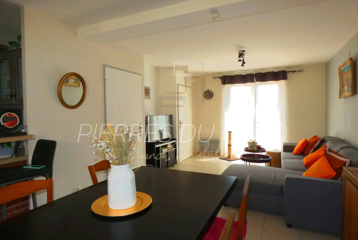 Maison 67 m² à Gaujac avec terrasse, garage et vue agréable – Idéal résidence secondaire ou investissement 