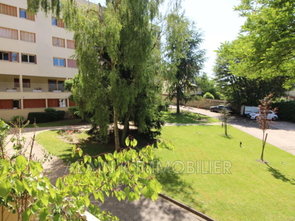 Vente appartement 4 pièces à Chaville Rive Gauche avec parking et cave