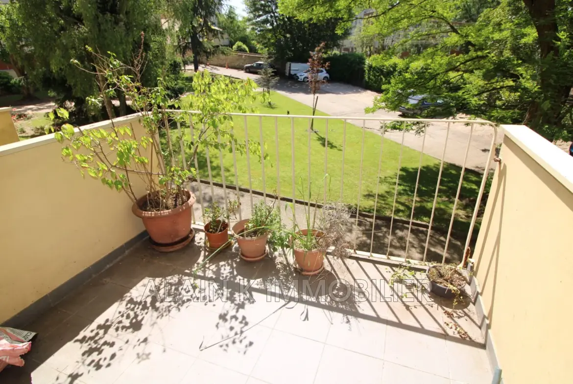 Vente appartement 4 pièces à Chaville Rive Gauche avec parking et cave 