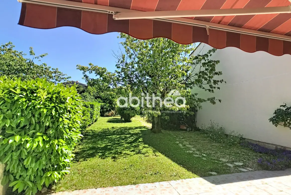 Maison familiale à Gond Pontouvre avec jardin et 3 chambres 
