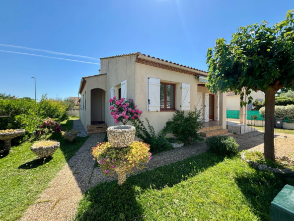 Maison de plain-pied à vendre à Vergeze avec jardin et garage