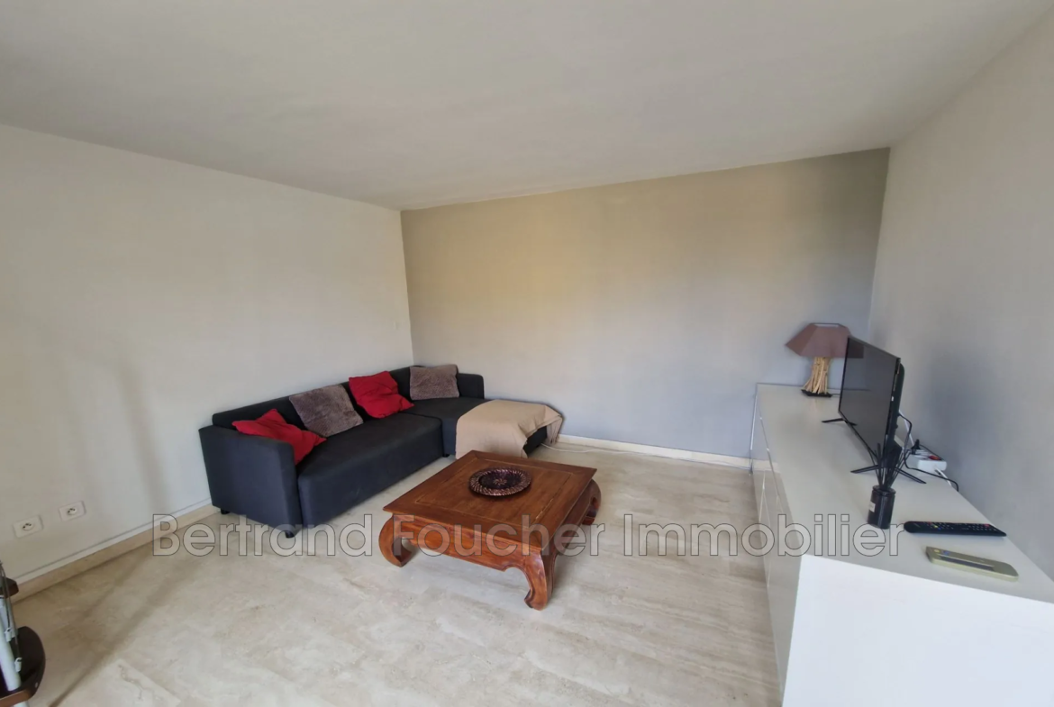 Achat duplex 2 chambres avec terrasse à Cavalaire-sur-Mer 