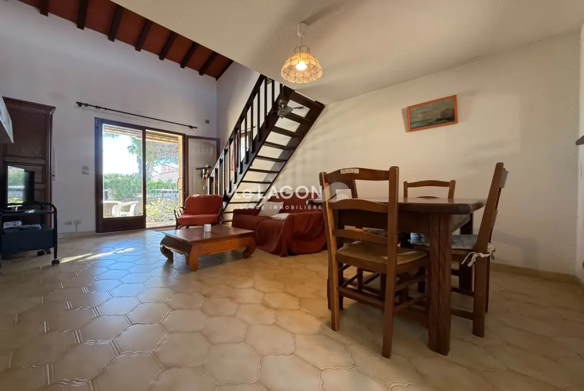 Maison 3 chambres avec extérieur et garage à Saint-Cyprien 