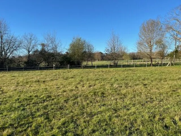 Terrain à bâtir de 700 m² à La Force - Secteur résidentiel calme
