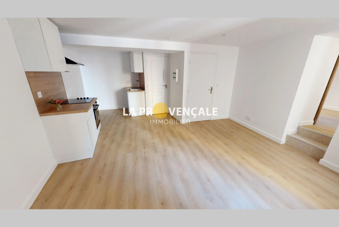 Appartement T2 rénové avec Vue Ville à Trets – Idéal Premier Achat ou Investissement 