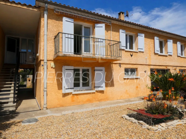 À vendre maison avec piscine et studio indépendant à Rodilhan près de Nîmes