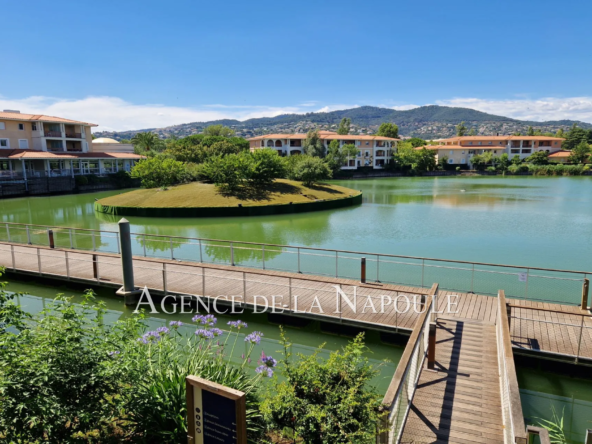 Appartement 2 pièces avec terrasse et piscine à Mandelieu-la-Napoule