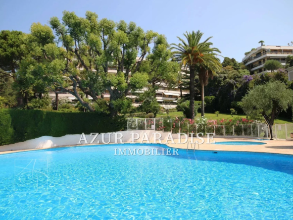 Vente Studio d'angle avec terrasse en résidence premium à Cannes