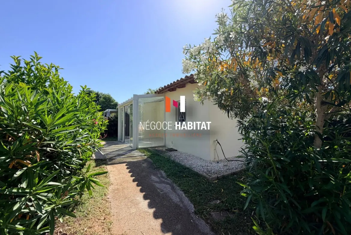 Appartement T2 à Villevieille avec terrasse et parking dans résidence sécurisée 
