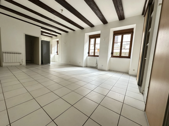 Investissement immobilier à Delle : grand studio loué au centre-ville de 37,3 m²
