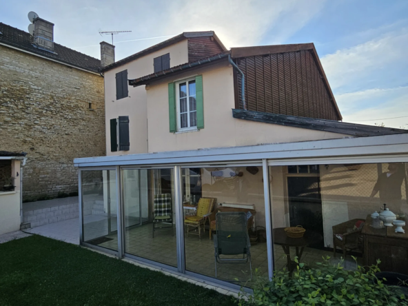 Maison à vendre à Wassy – 166 m² avec garage, 4 chambres, véranda et chauffage central
