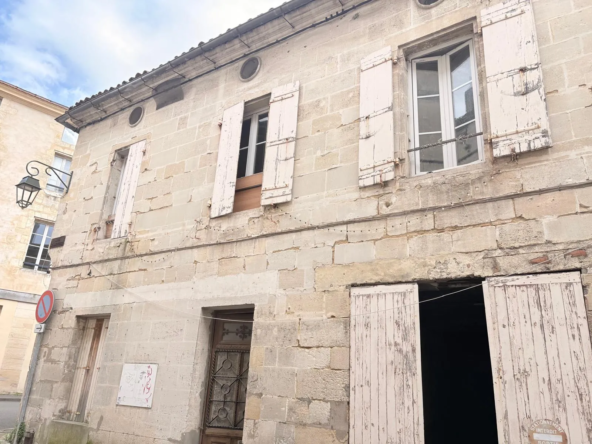 Immeuble de rapport à transformer au centre de Blaye - 223 m² habitable